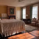 Tanglewood Inn