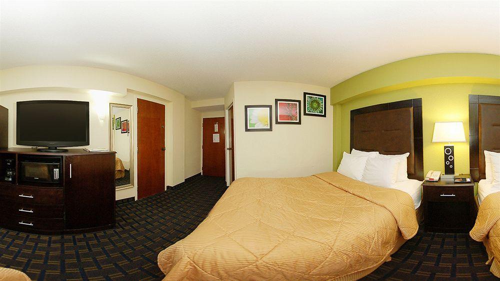 Hotel Quality & Near Downtown Greenville