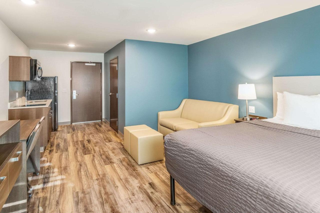 Woodspring Haywood Mall Hotel 2*