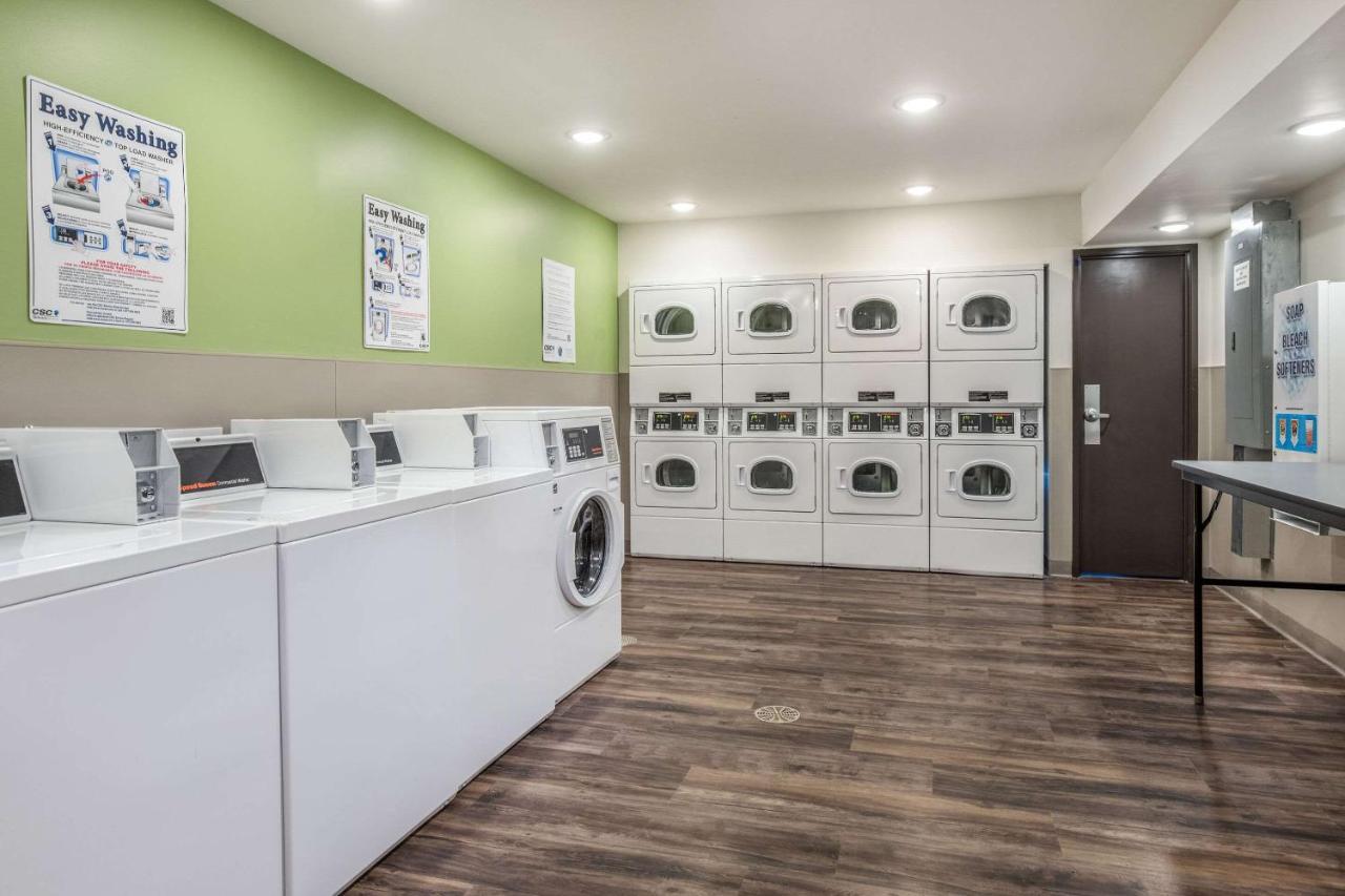 Woodspring Haywood Mall Hotel Greenville