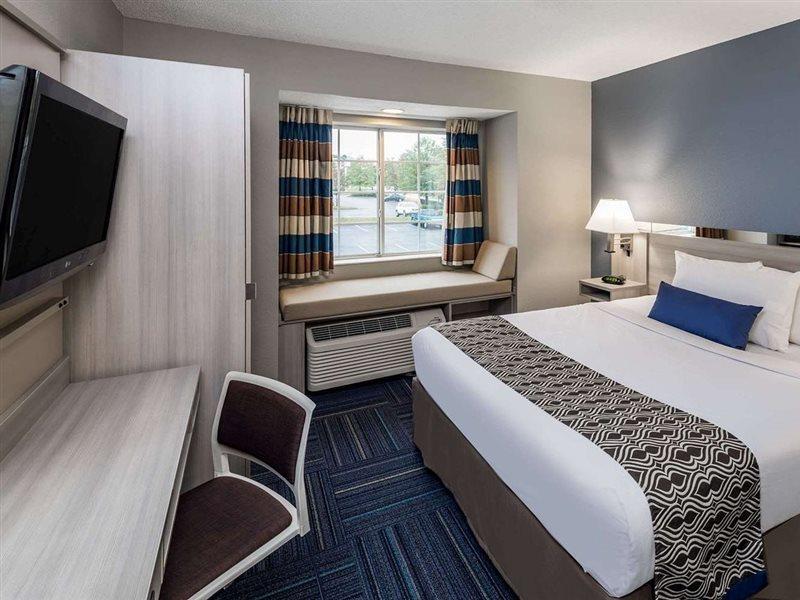 Microtel & -