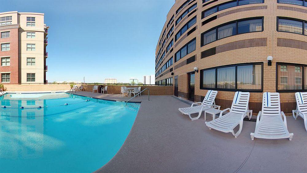 Hotel Quality & Near Downtown 2*