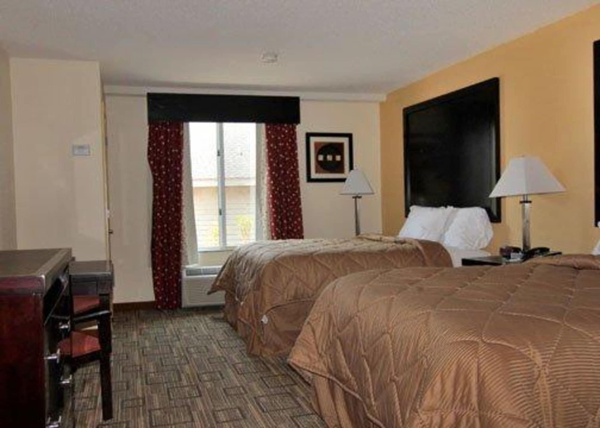 Hotel Quality & Near Downtown 2*