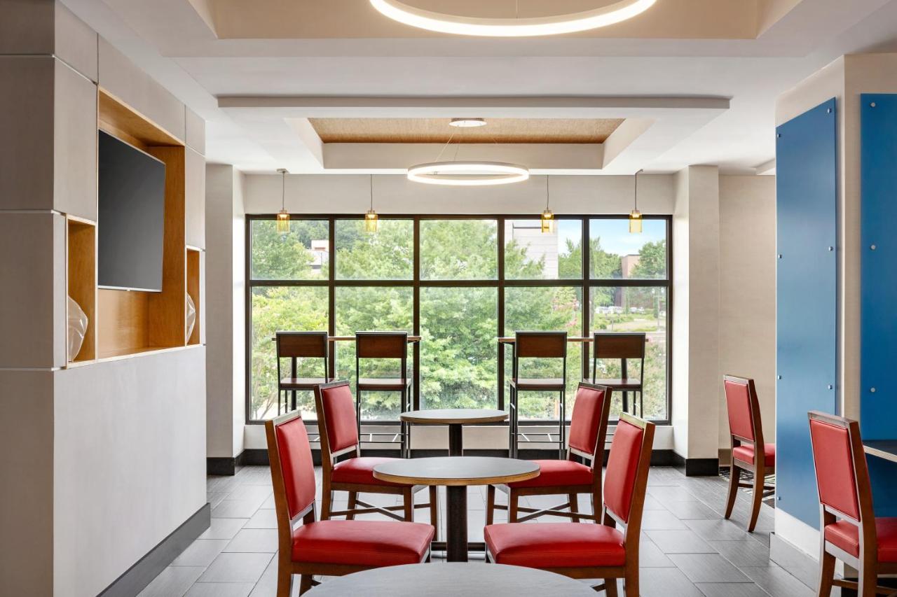 Express & Greenville-downtown By Ihg Greenville