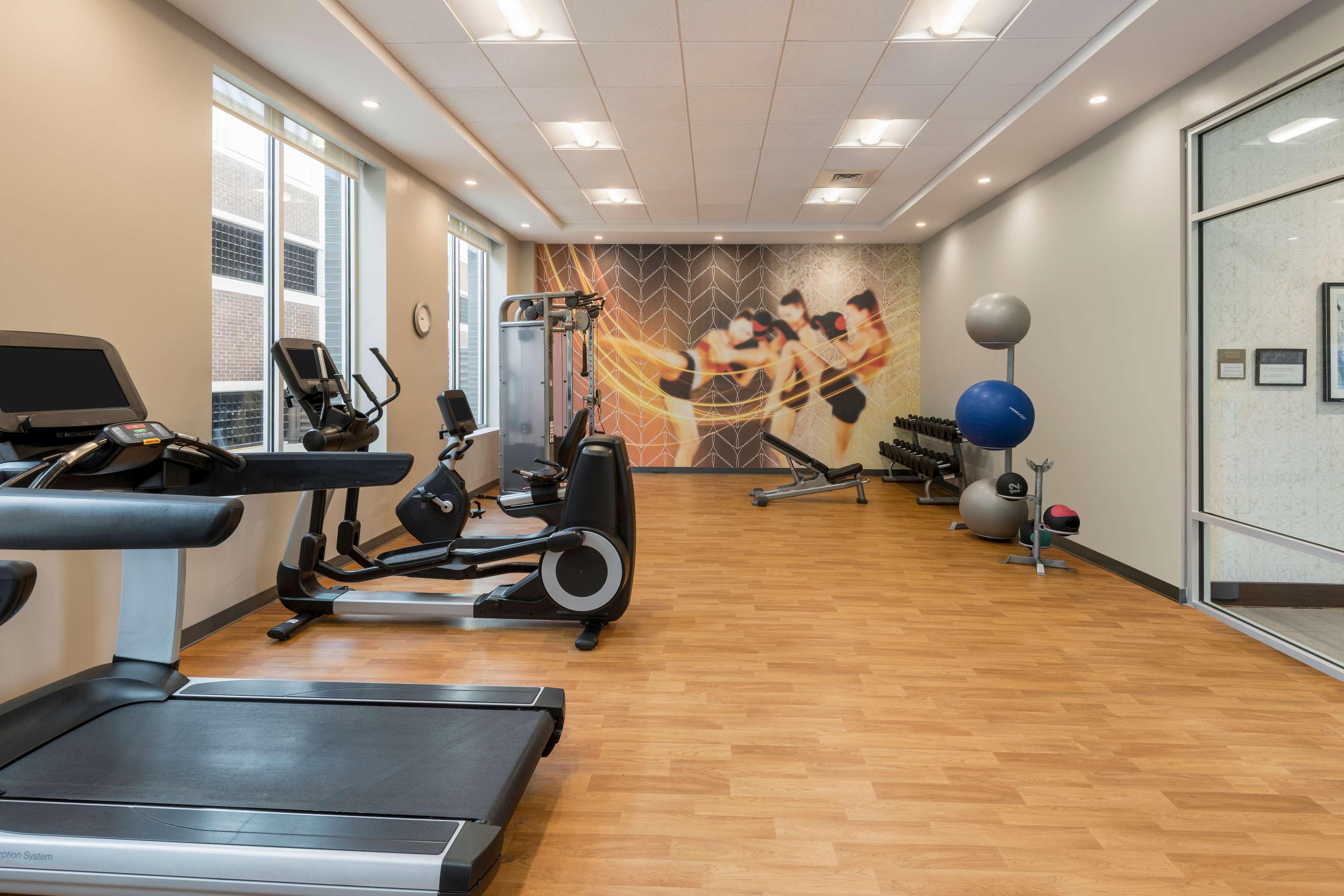 Hyatt Place Downtown 3*