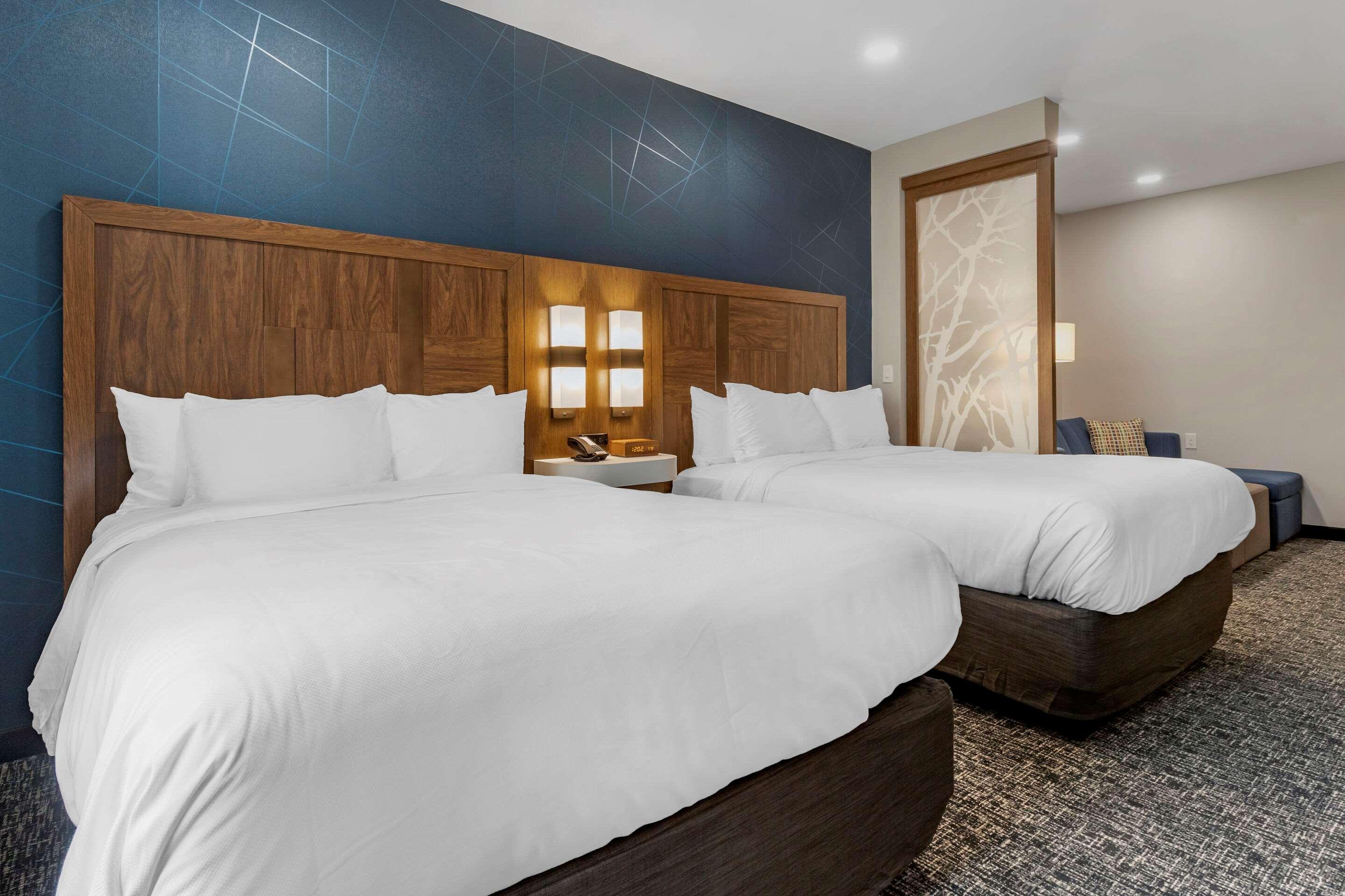 Hotel Comfort Airport 2*