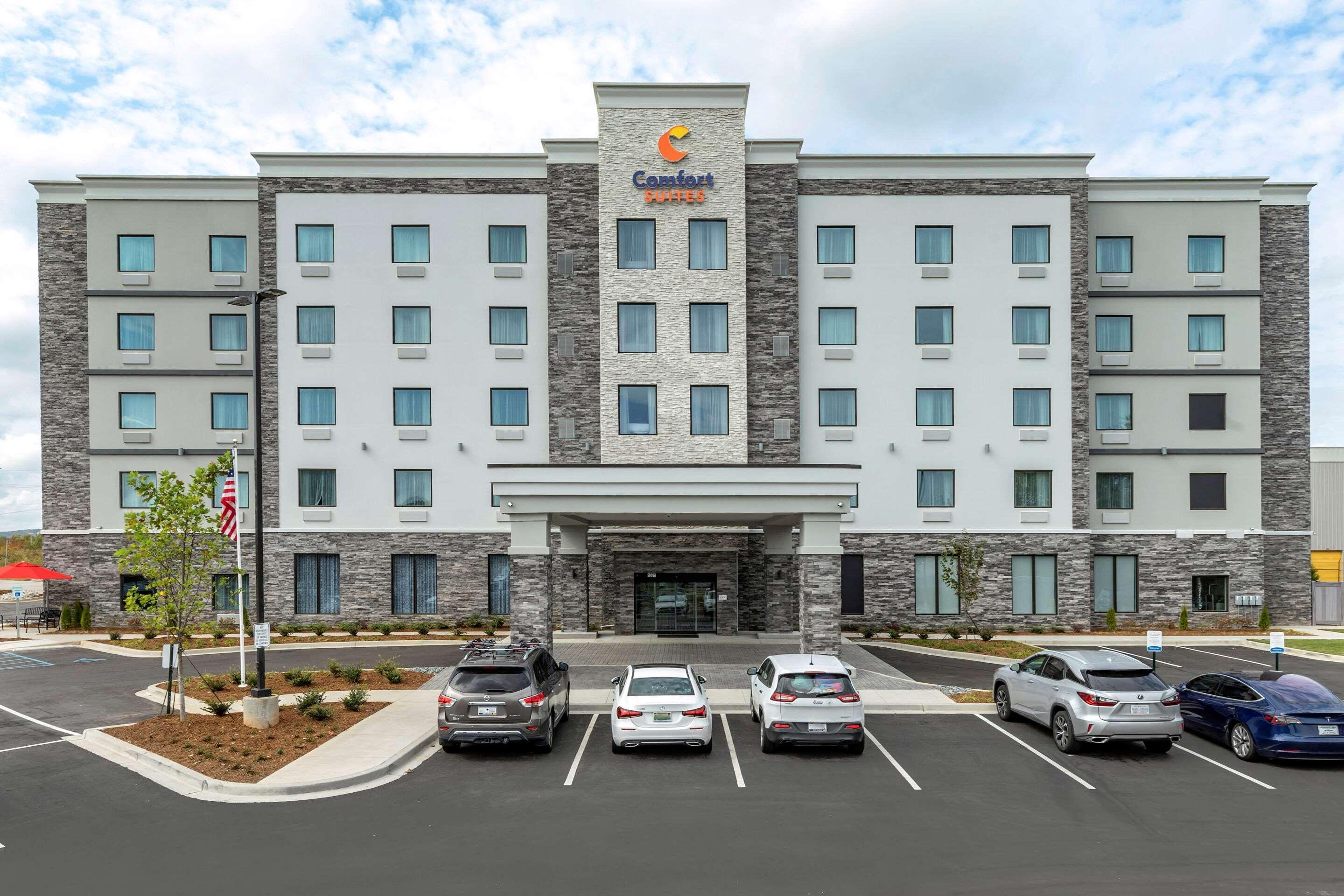 Comfort Airport Hotel 2*