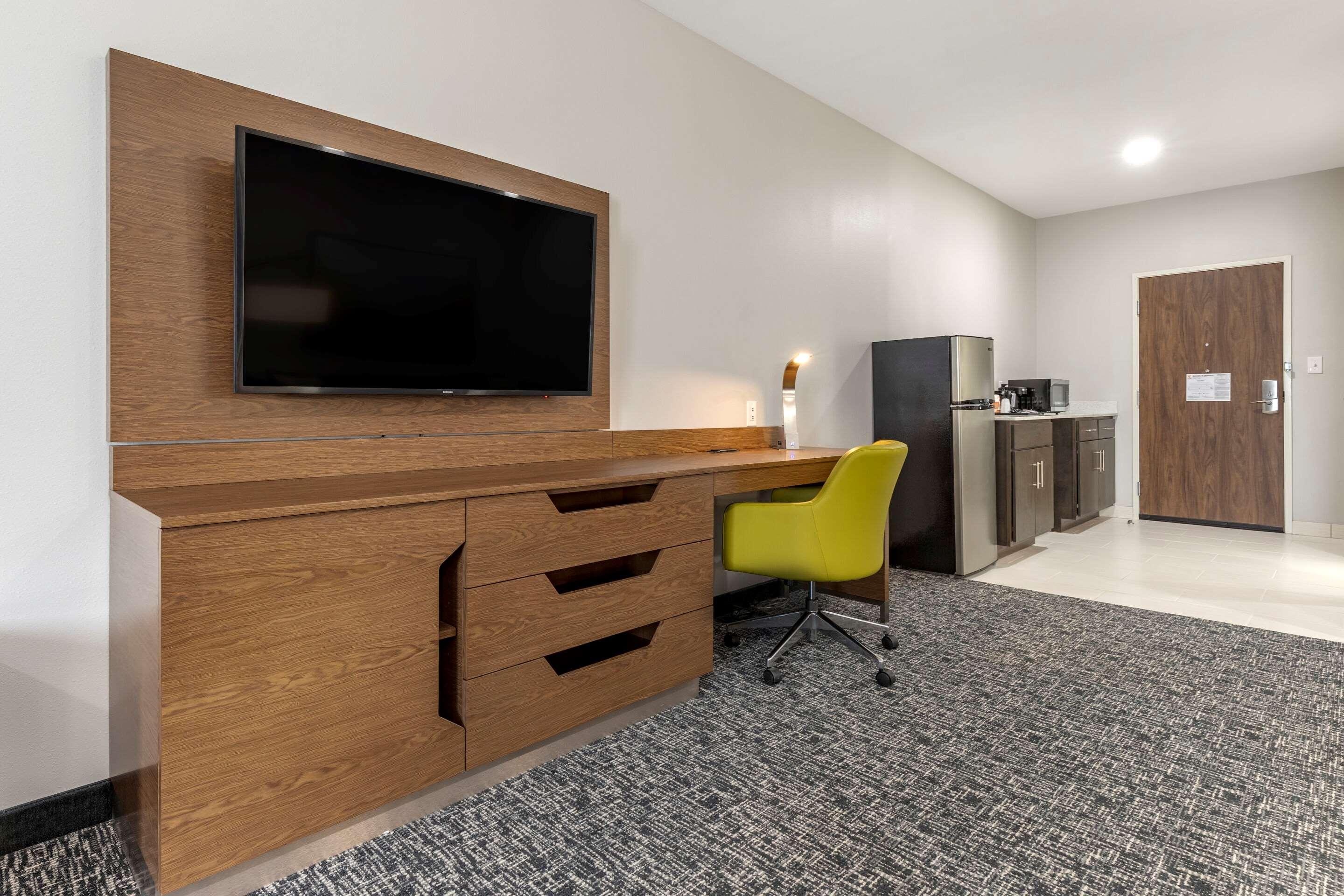 Hotel Comfort Airport