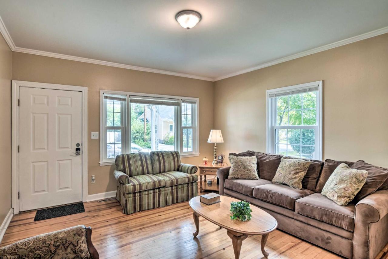 Holiday home Cozy About 2 Mi To Downtown! *