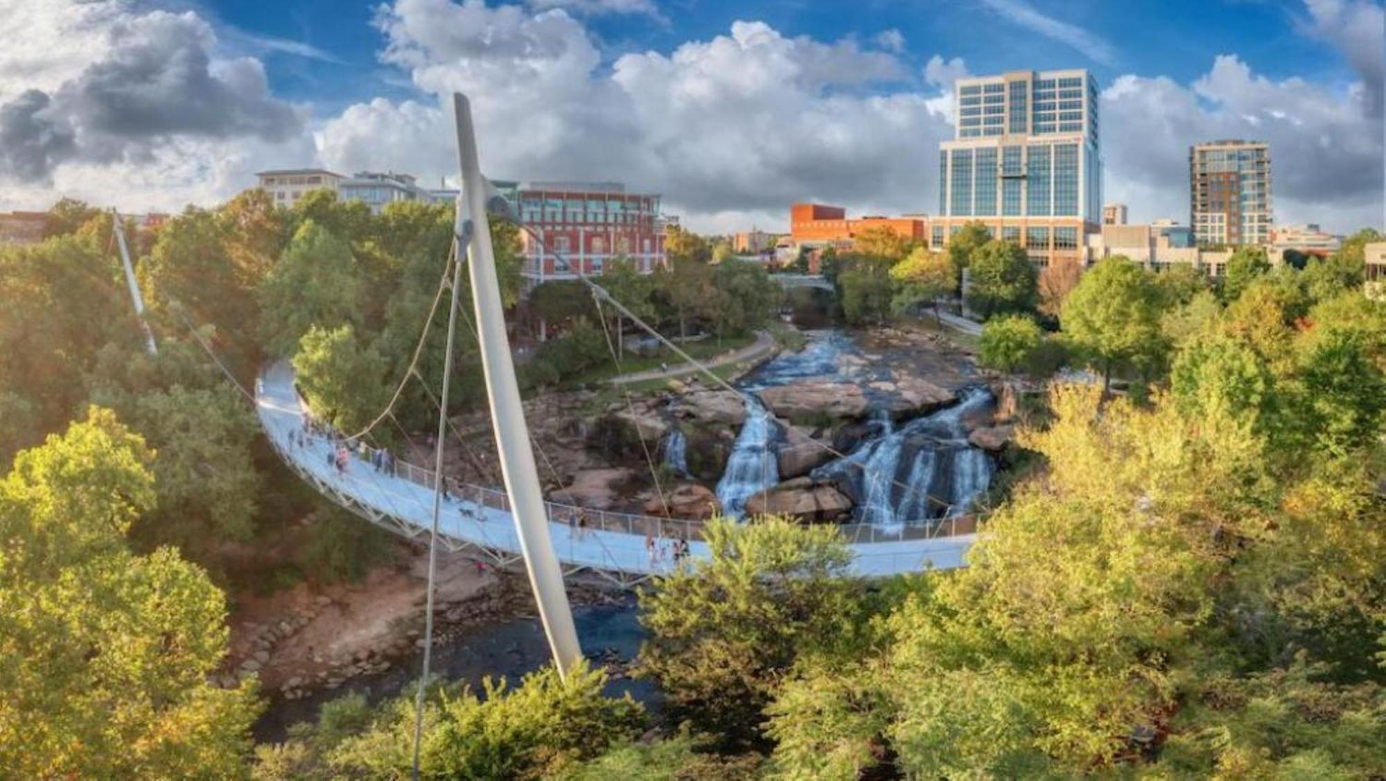 Express & - - Taylors By Ihg 3* Greenville
