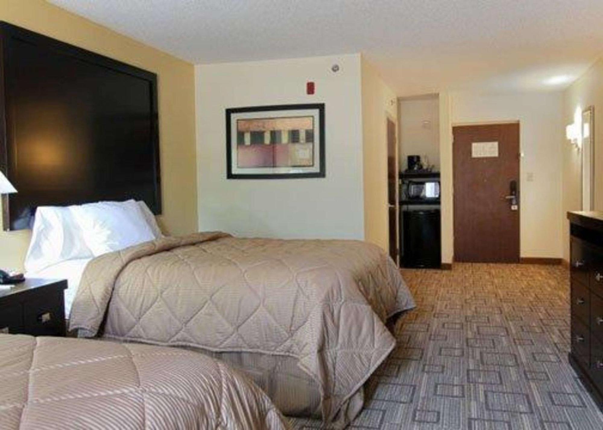Hotel Quality & Near Downtown 2*