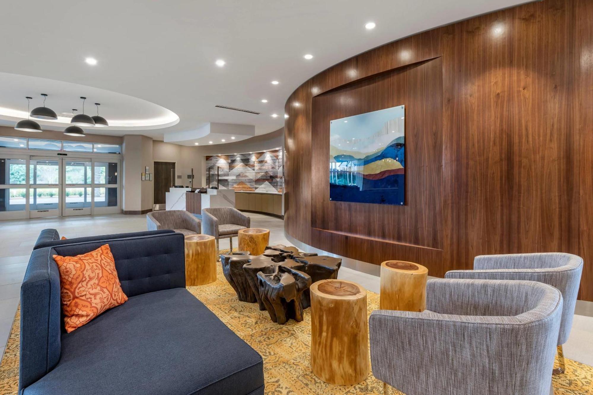 Cambria Hotel