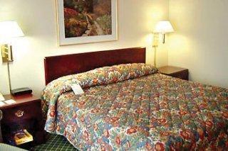 Fairfield Spartanburg Airport 3*