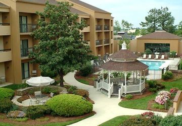 Courtyard Haywood Mall Hotel