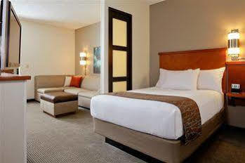Hyatt Place Greenville/haywood Hotel