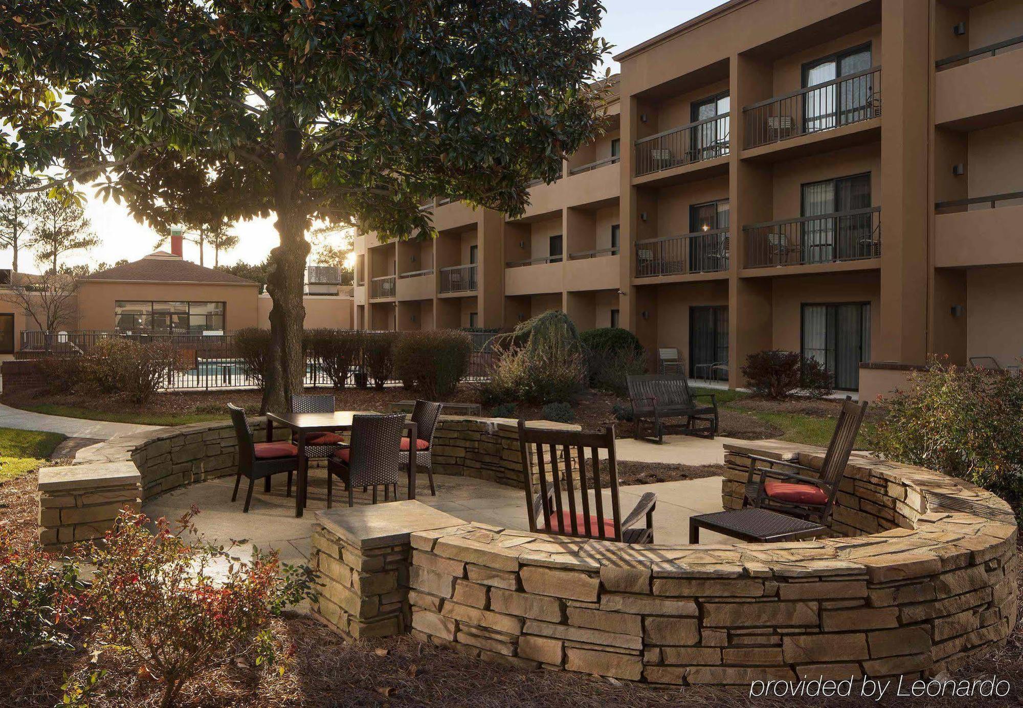 Courtyard Haywood Mall Greenville