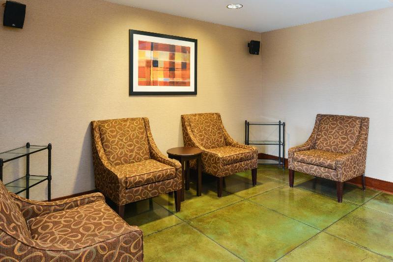 Hotel Express & Greenville-downtown By Ihg 3*