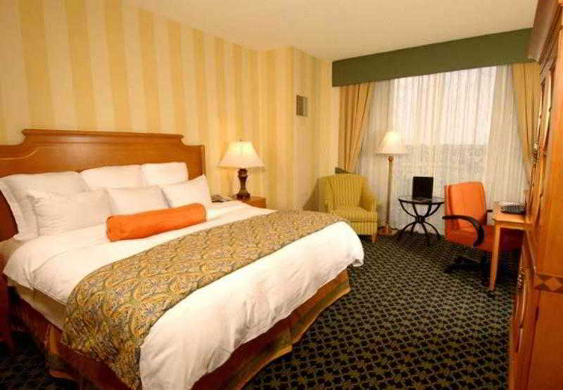 Hotel Marriott 4*
