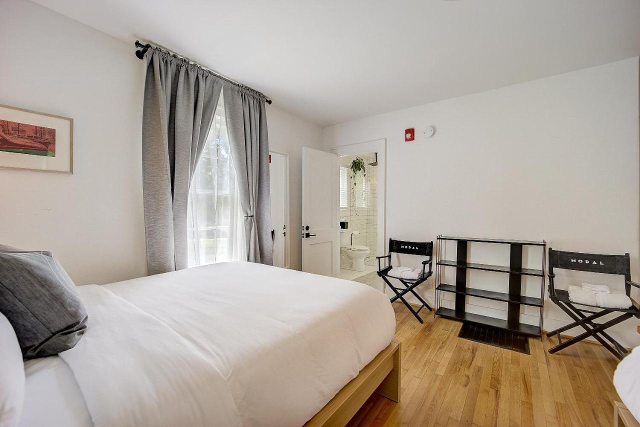 Modal Hostel *