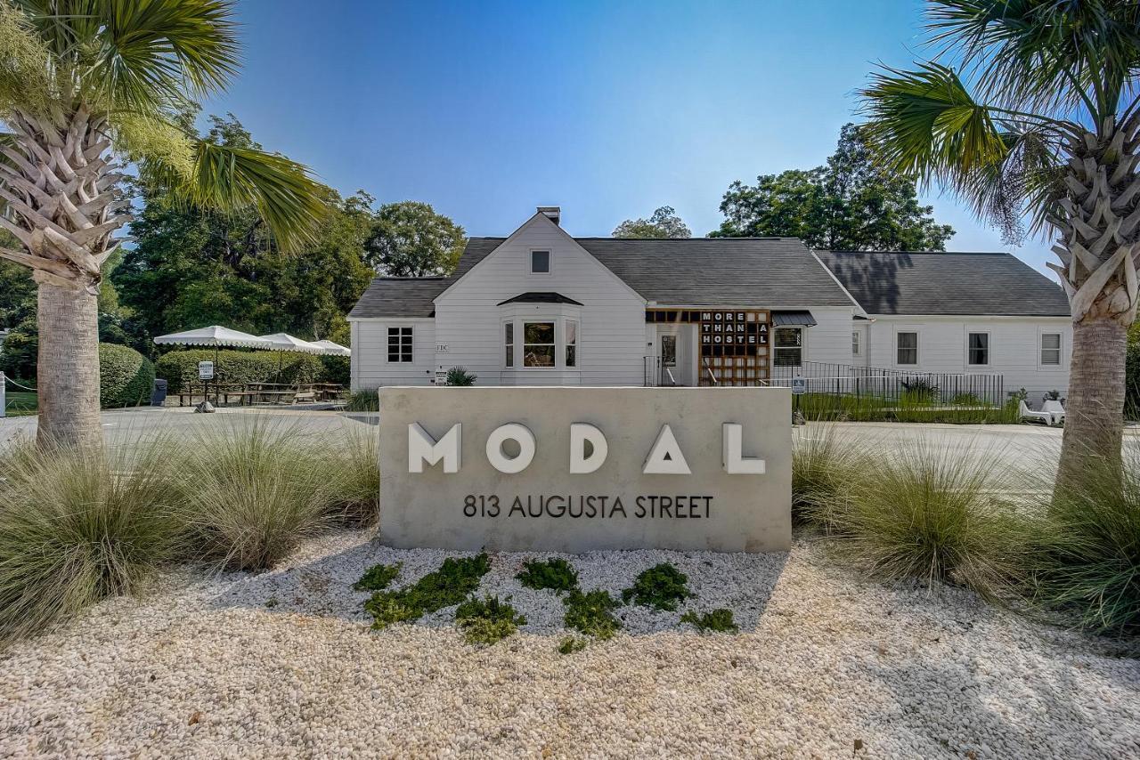 Modal *