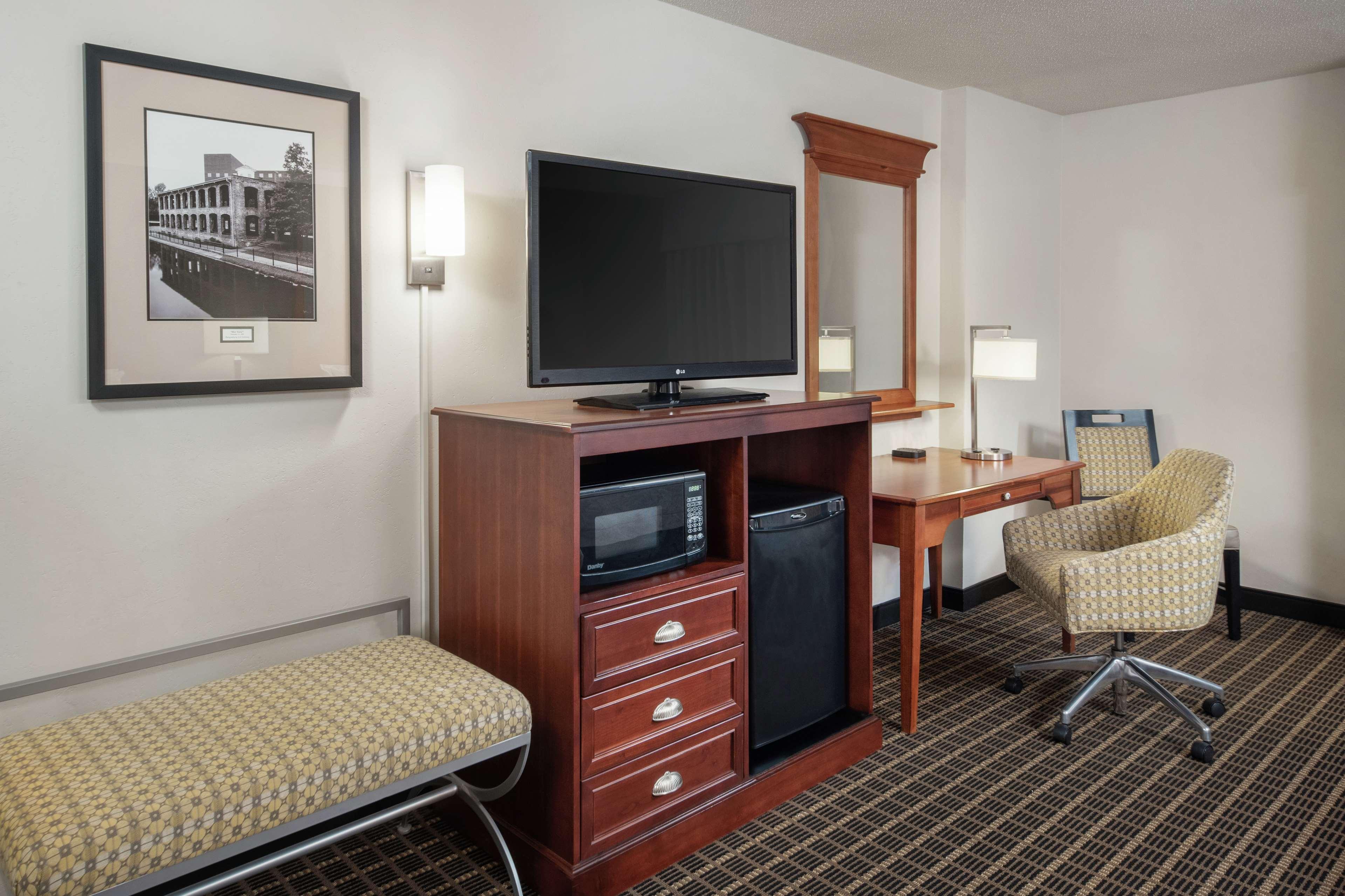 Hampton & Greenville-downtown-riverplace 3* Greenville
