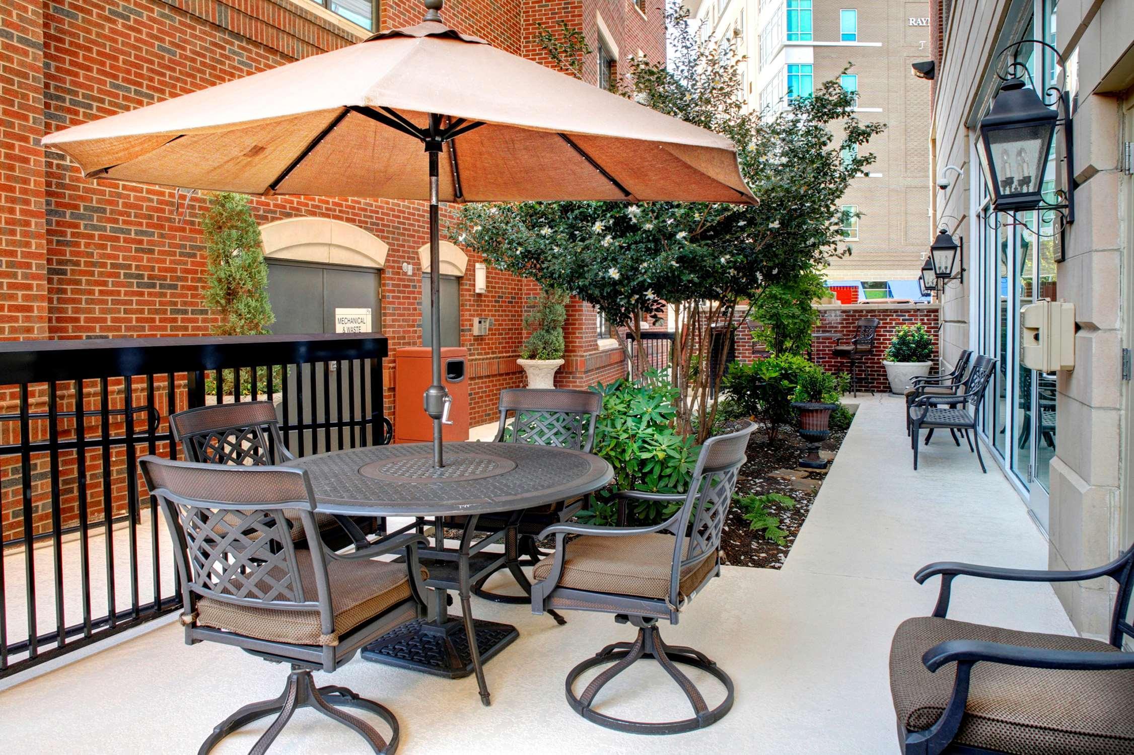 Hotel Hampton & Greenville-downtown-riverplace