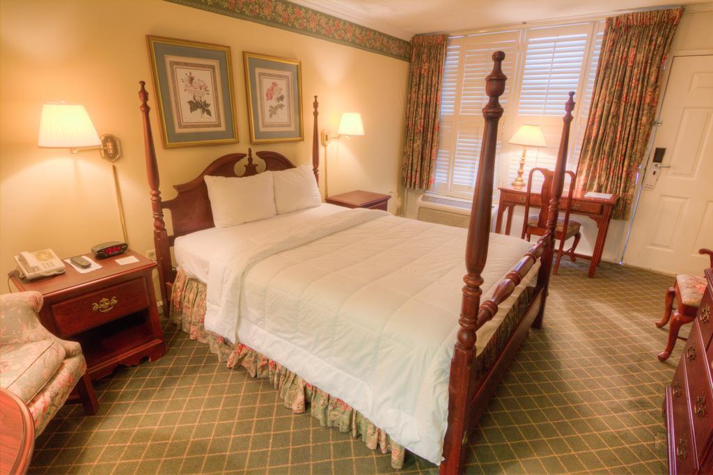Hotel Phoenix Of Greenville