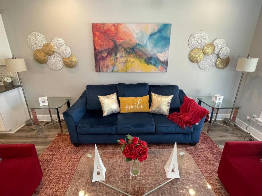 Pet Friendly Wi-fi Luxury Gated Community Downtown * Greenville