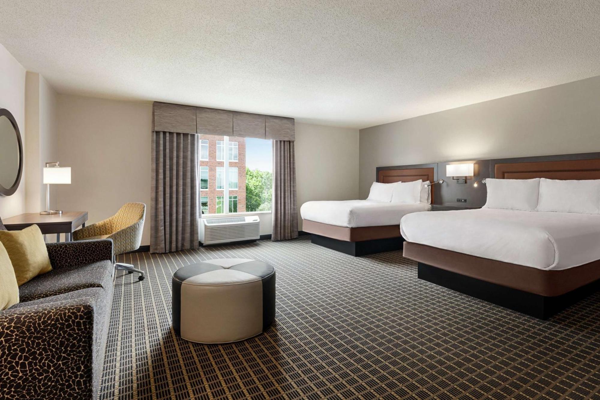 Hampton & Greenville-downtown-riverplace 3* Greenville