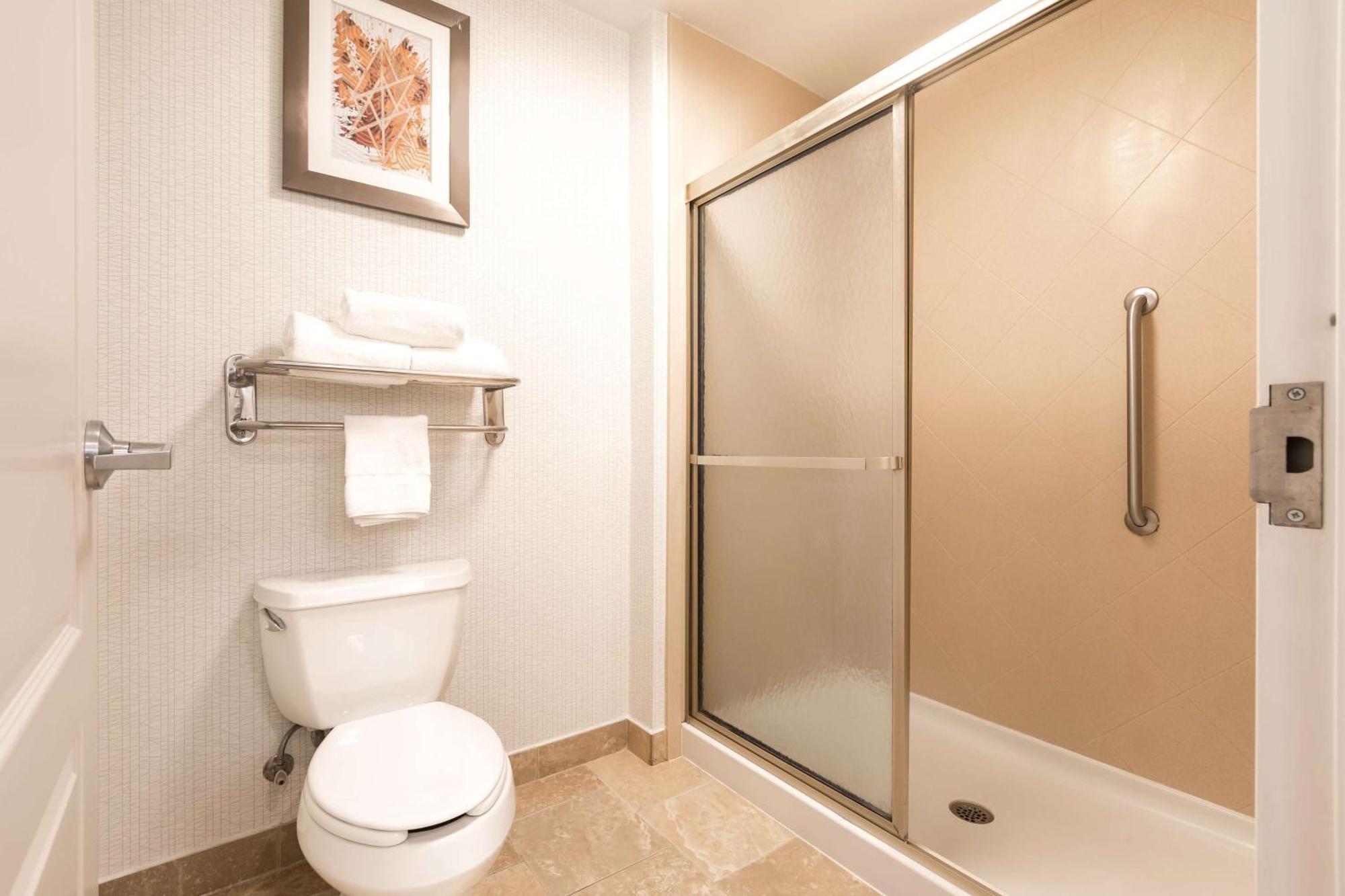 Homewood By Hilton At Carolina Point -